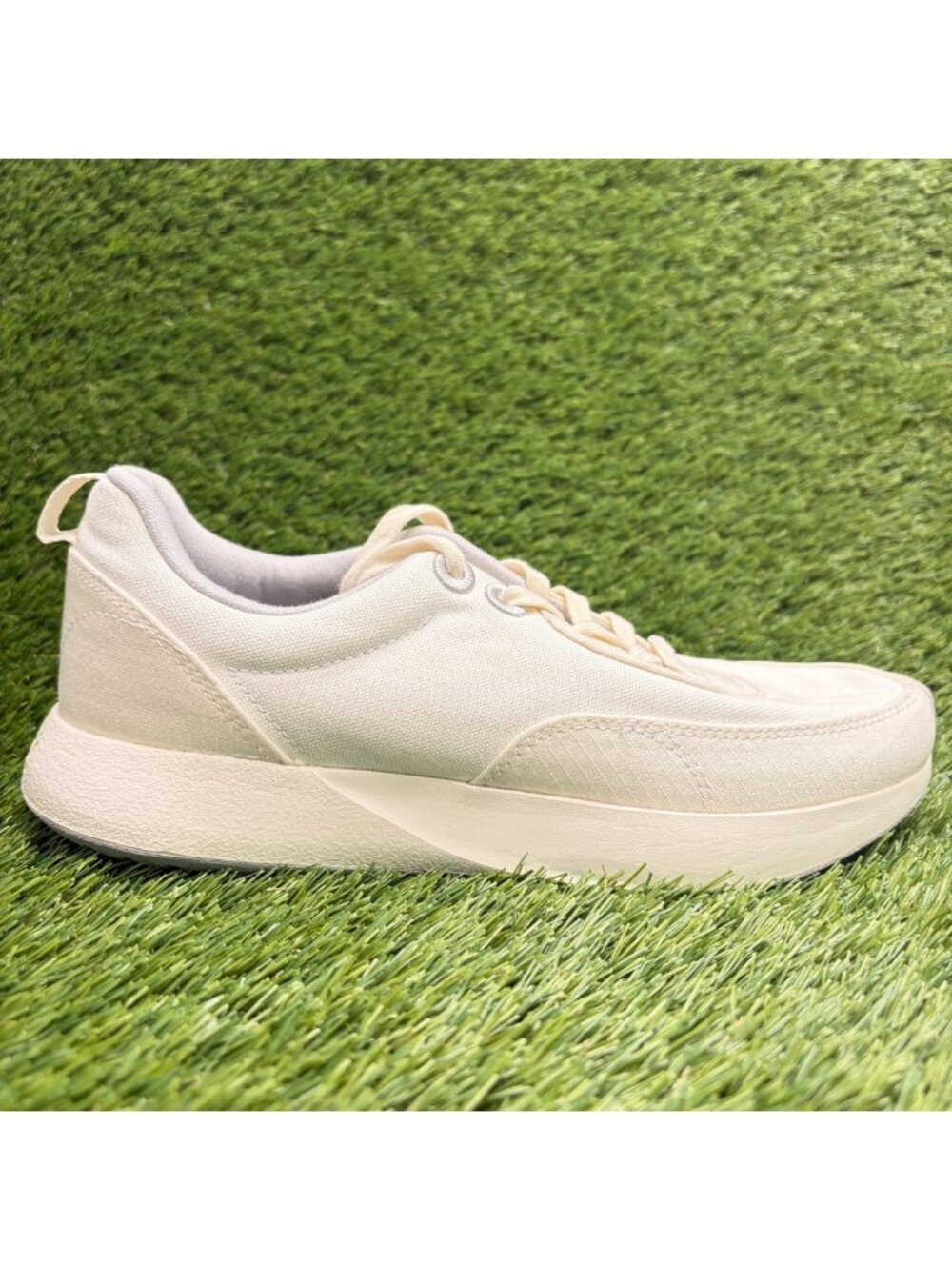 Allbirds Courier Womens Size 9 Ivory White Athletic Running Shoes Sneakers